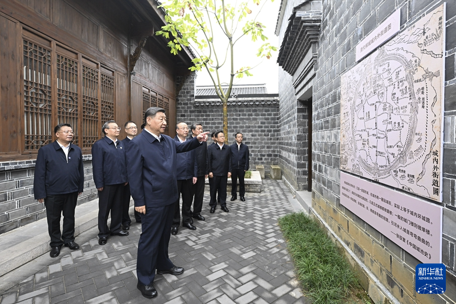 習近平在安徽考察時強調(diào) 發(fā)揮多重國家發(fā)展戰(zhàn)略疊加優(yōu)勢 奮力譜寫中國式現(xiàn)代化安徽篇章